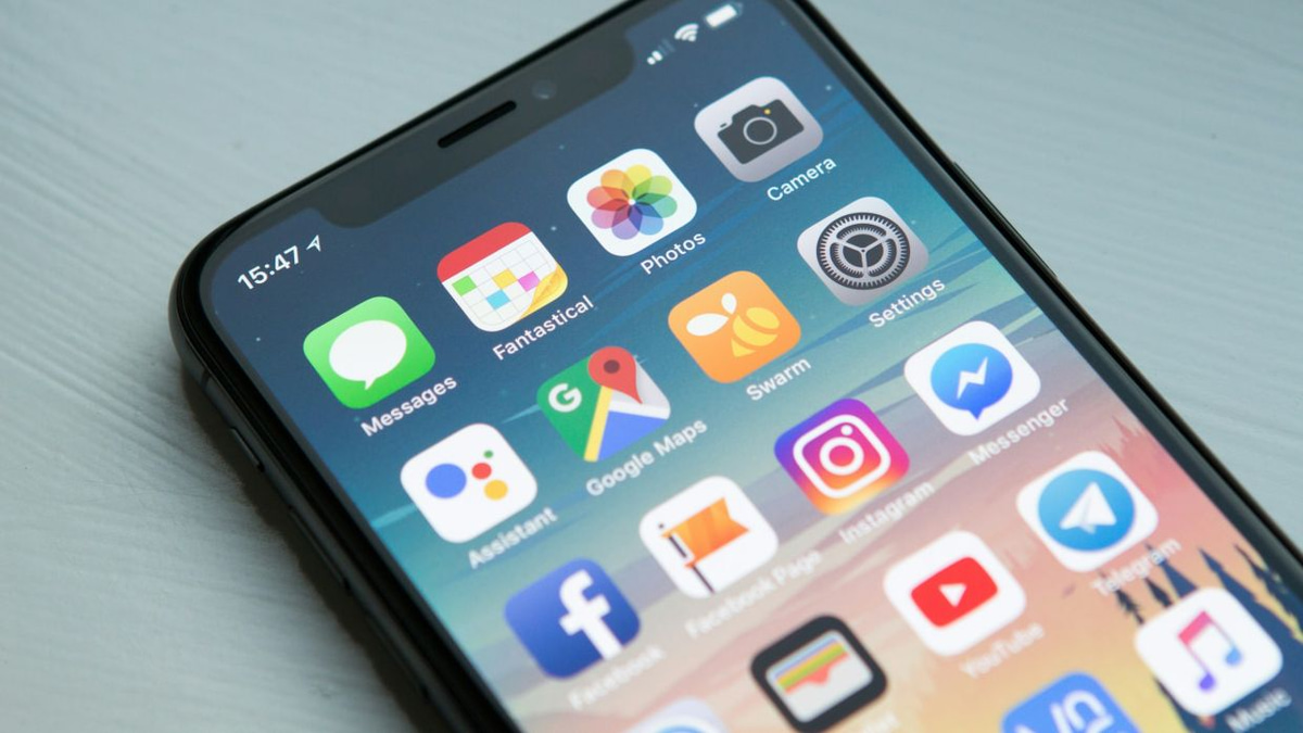 Canadian cybersecurity firm sues ex-contractor over alleged iPhone hacking flaw theft