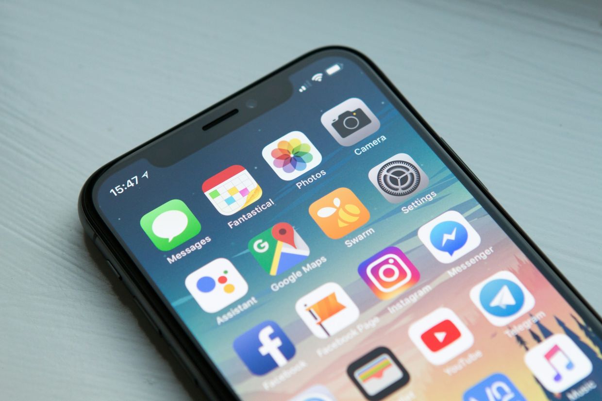 Canadian cybersecurity firm sues ex-contractor over alleged iPhone hacking flaw theft