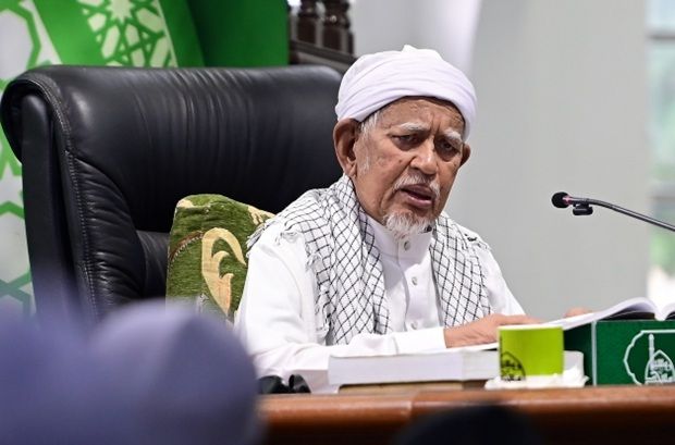 PAS's Growing Influence in Barisan Raises Questions About Coalition Unity and East Malaysia's Role