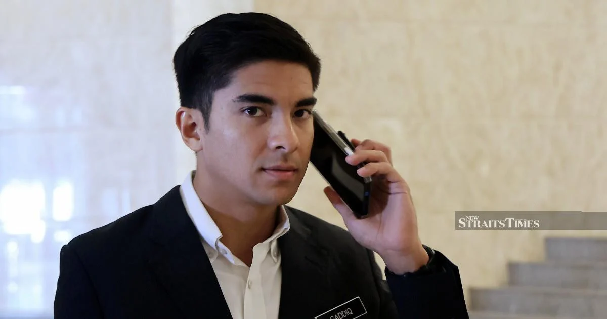 Tunku Ismail Criticises 'Hollywood' Politics in Veiled Attack on Syed Saddiq