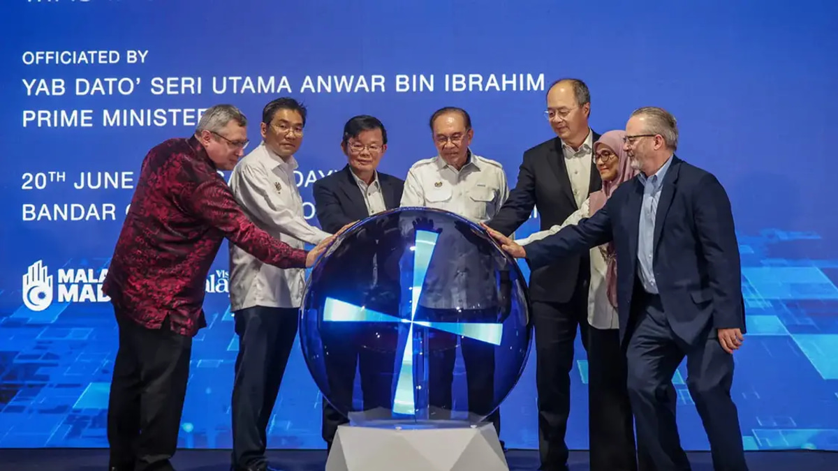 Anwar Appoints Adviser to Boost University-Semiconductor Industry Ties
