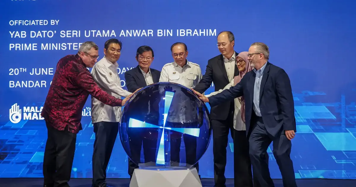 Anwar Appoints Adviser to Boost University-Semiconductor Industry Ties
