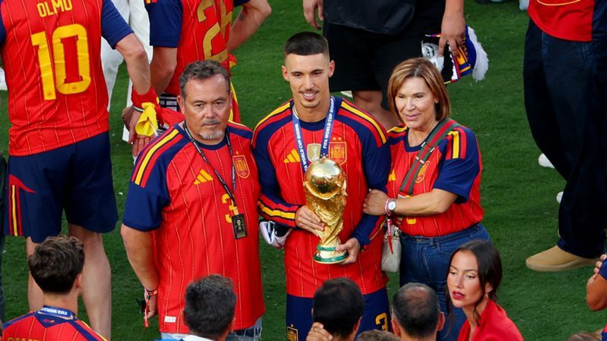 Spain's World Cup Triumph Transcends Football, Unites a Fractured Nation