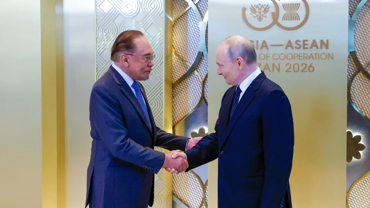 Putin Pledges Stable Long-Term Energy Supply to Malaysia in Strategic Talks with Anwar