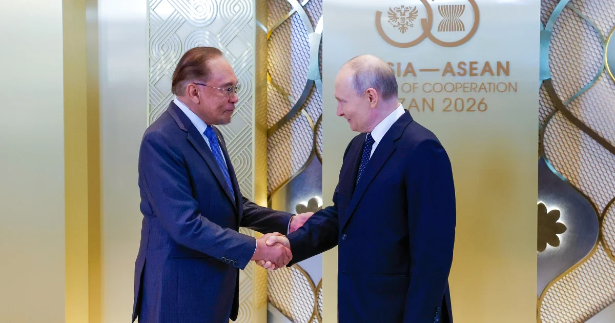 Putin Pledges Stable Long-Term Energy Supply to Malaysia in Strategic Talks with Anwar