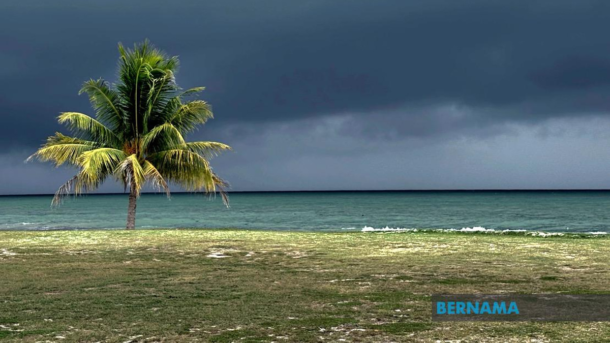MetMalaysia Issues Weather Alert For Heavy Rain And Thunderstorms Across Five States