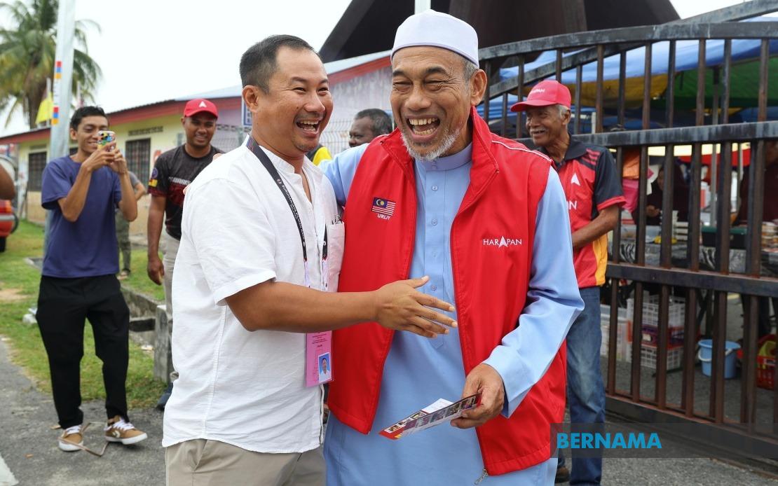 Cousins Campaign Cordially in Klawang Battle as Negeri Sembilan Polls Heat Up