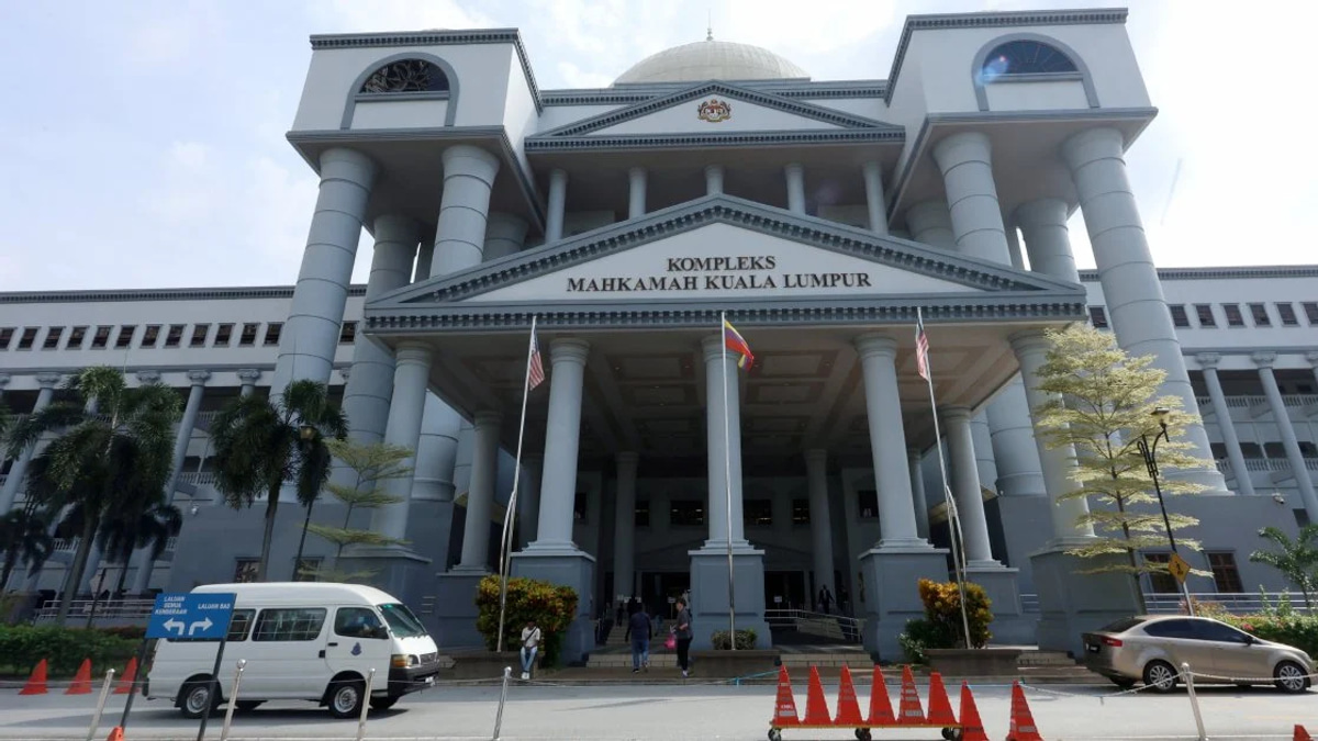 Statutory Body Chief Faces Seven Corruption Charges Over RM1 Million Sports Facility Bribes