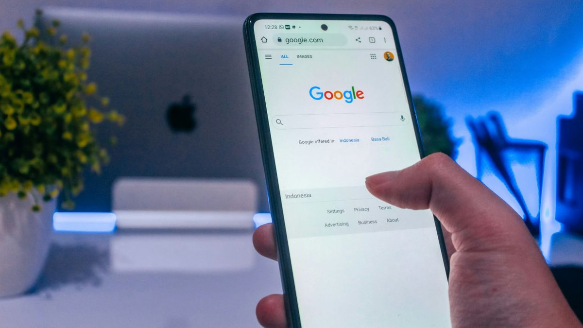 Switzerland Opens Competition Probe Into Google's Removal of Android Search Choice Feature