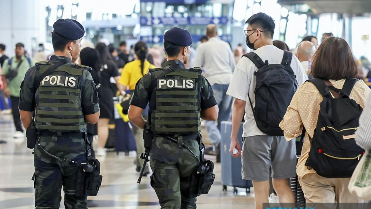 Police To Bolster Airport Security Following Pilot Drug Arrest