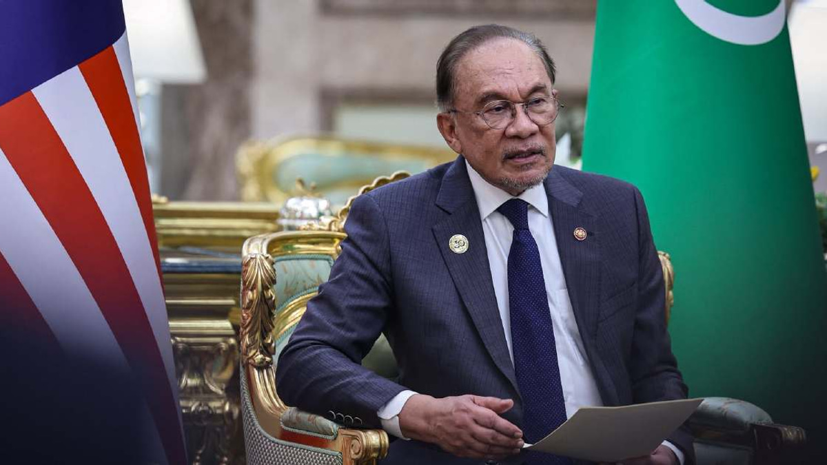 Anwar Celebrates Petronas Milestone in Turkmenistan Gas Field Agreement