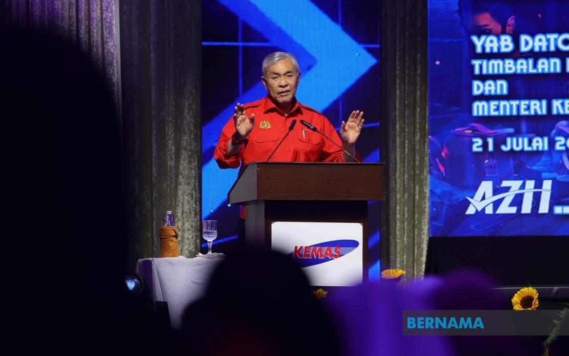 KEMAS Kindergartens To Get Smartboards by End of 2025, Says Ahmad Zahid