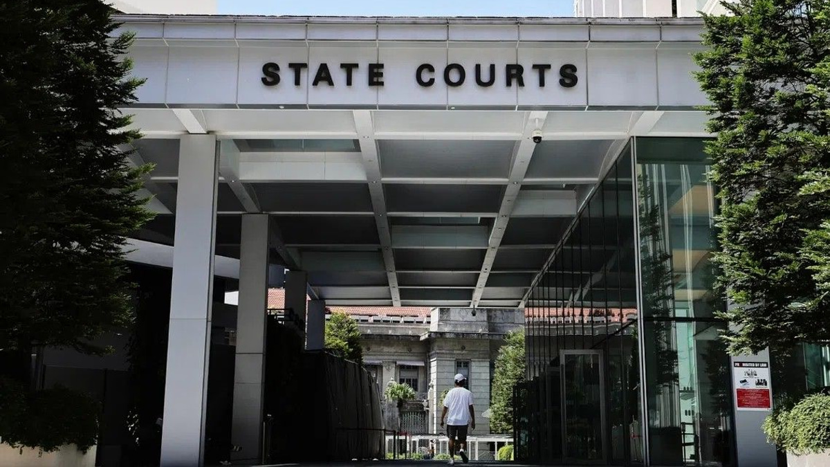 Singapore Driver Faces Death Charge After Pump Attendant Struck During Early Morning Incident