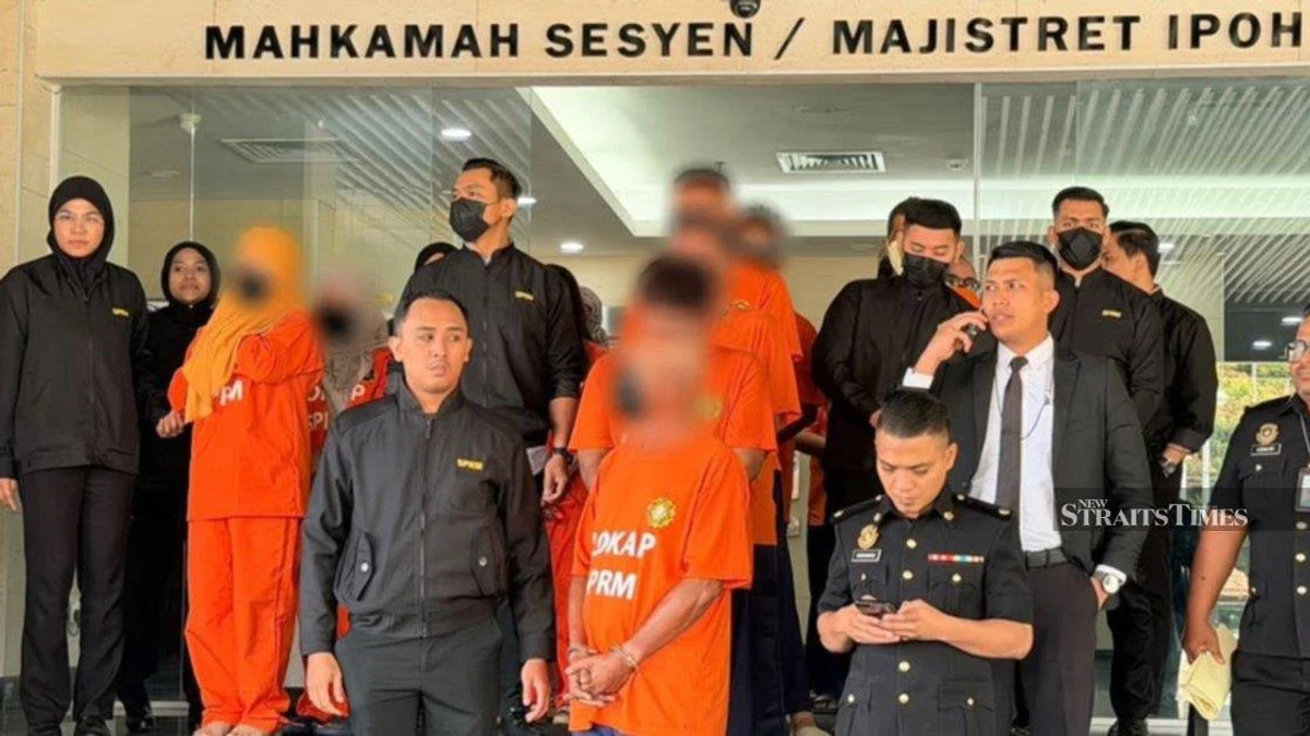 MACC Holds 13 Suspects Including Government Directors in RM2.5 Million Bribery Investigation