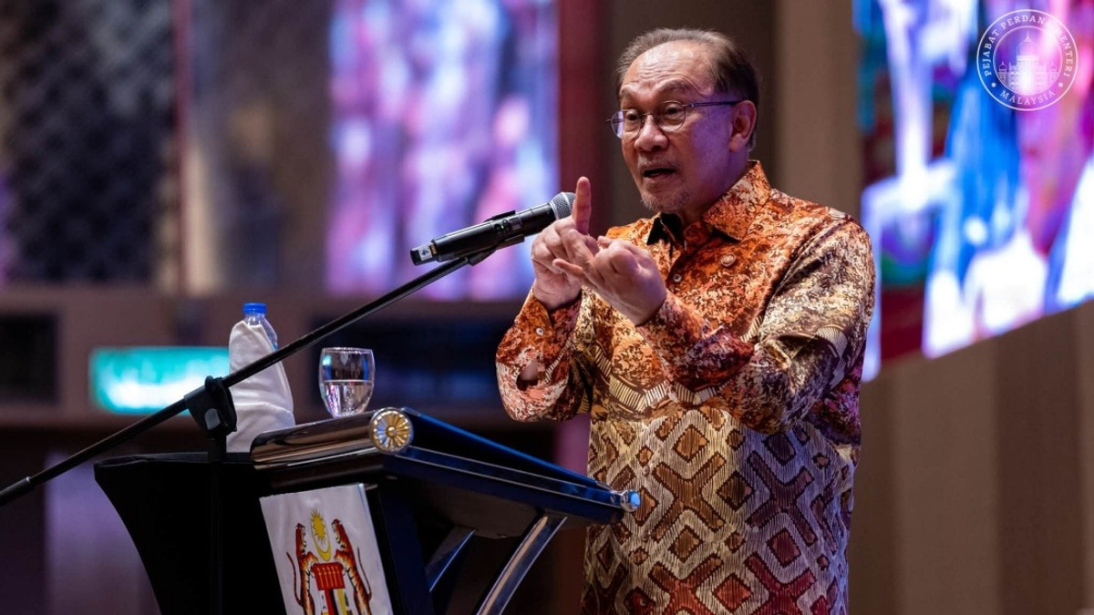 Government Will Do Its Utmost To Support Young People Through Challenges, Says PM Anwar
