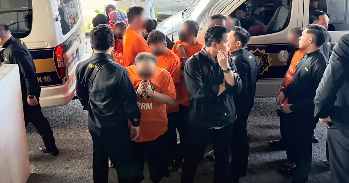 Government Agency Director and 12 Others Arrested in RM2.5 Million Graft Investigation