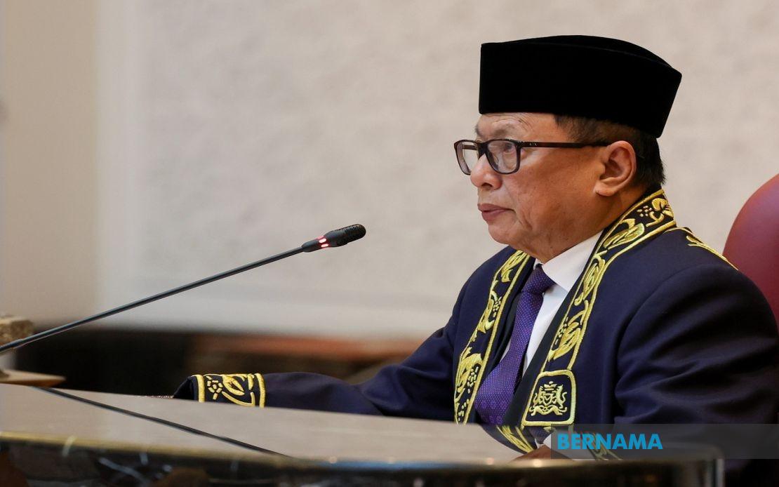 Puad Zarkashi Quits UMNO, Accuses Johor Leader Onn Hafiz of Being 'Yes-Man'