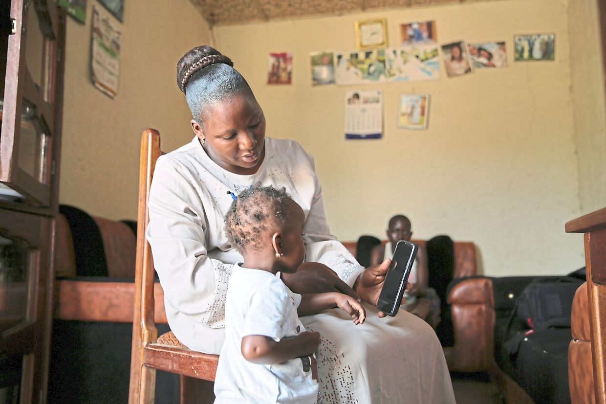 Survivors of Congo's Devastating 2018 Ebola Outbreak Share Crucial Lessons as New Crisis Unfolds