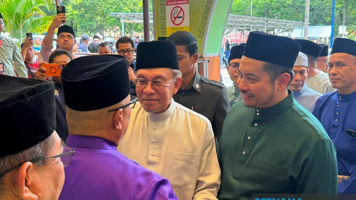 Azam Baki's NFCC Role Independent of MACC Post, Says PM Anwar
