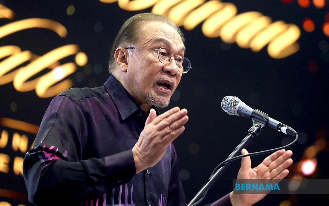 Anwar Urges Malaysians to Strengthen National Unity and Resist Divisive Racial Rhetoric