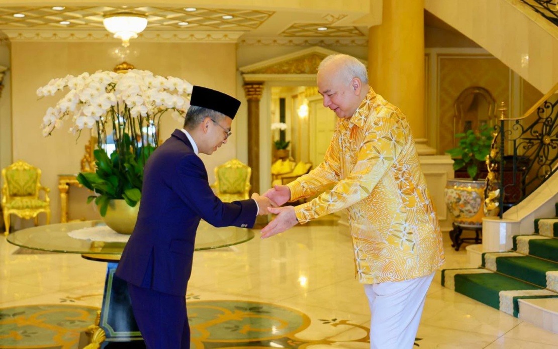 Perak Ruler Receives Briefing on State's Communication Infrastructure Push
