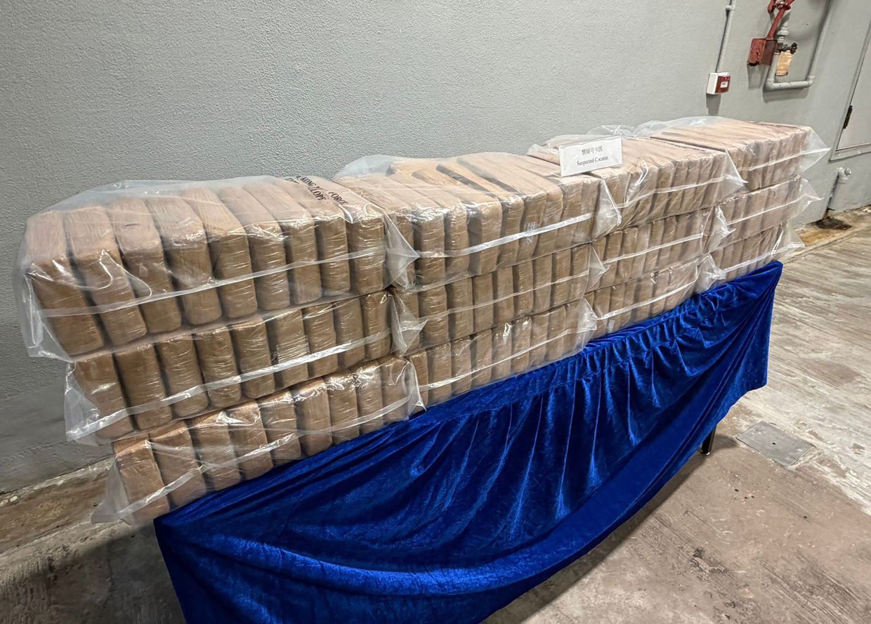 Hong Kong police seize 361kg of cocaine in major trafficking bust