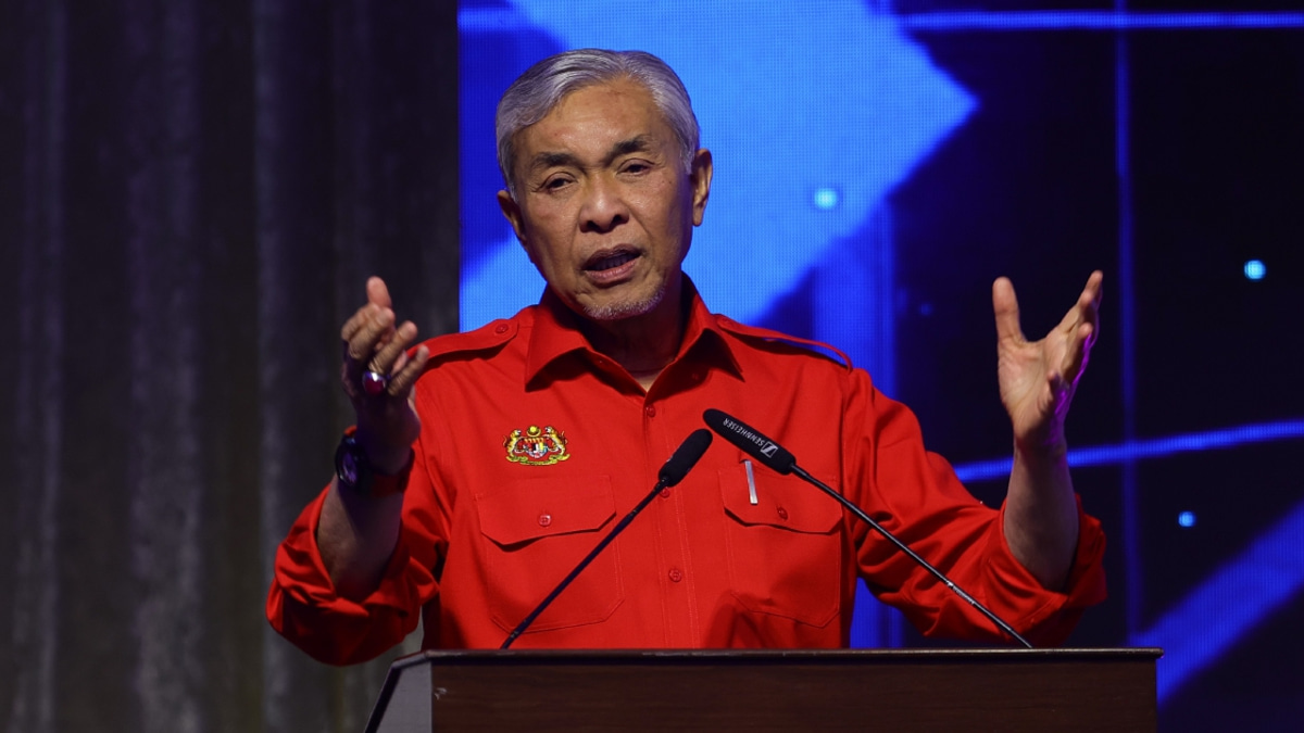 BN Leaders Signal Openness to Cabinet Reshuffles Under Anwar's Watch