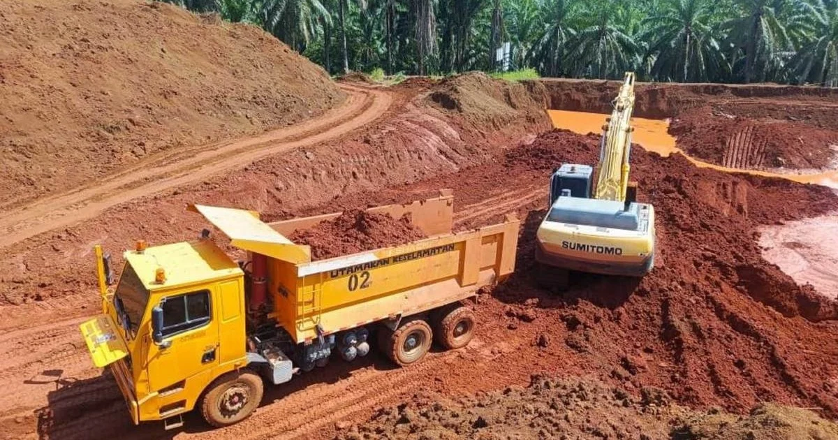 Nine detained in major bauxite mining crackdown; RM3.75 million haul seized in Kuantan