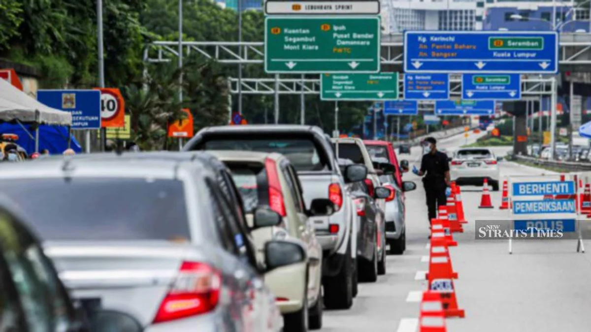 Malaysia Set to Impose Stricter Traffic Fines, with Compounds Rising to RM500