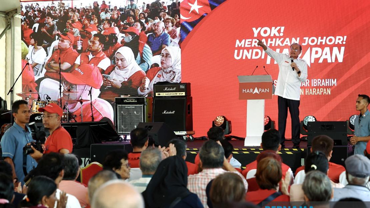 Anwar Urges Johor Election Rivals to Drop Najib Release Issue from Campaign